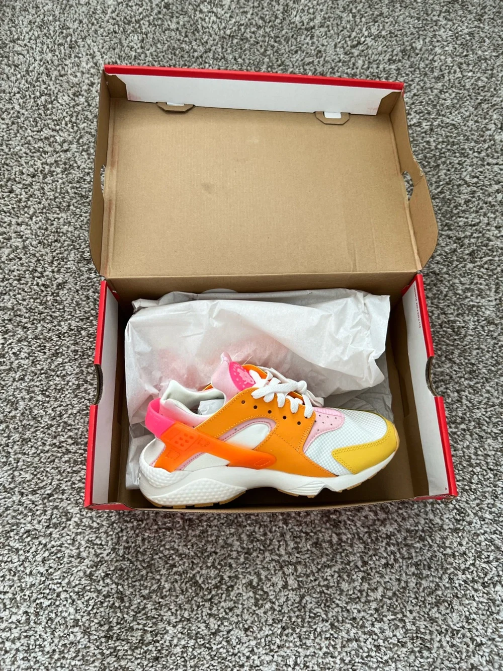 Nike Women’s Huarache Sneakers NEW IN BOX - White, Orange, and Pink - Picture 1 of 8